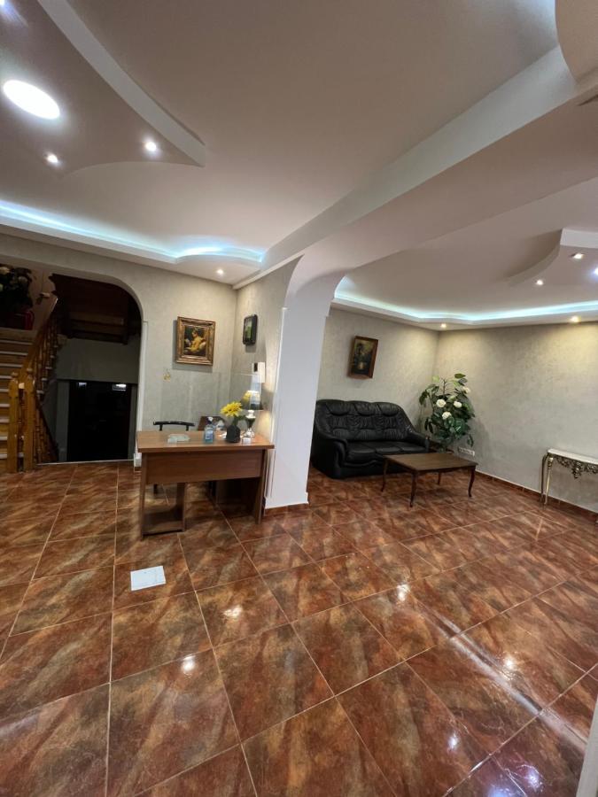 Hotel Medea Tbiliszi Kültér fotó